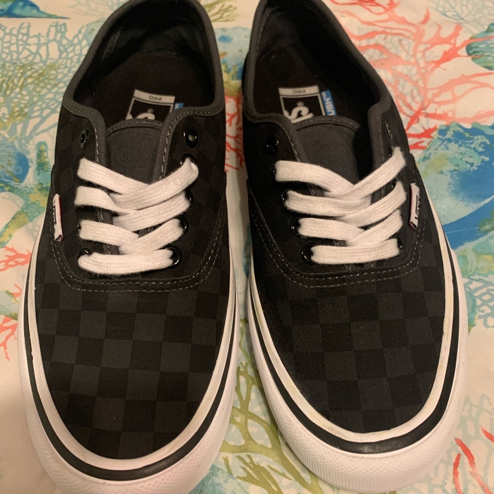 Vans Black&Gray Checkered Sneakers 👟